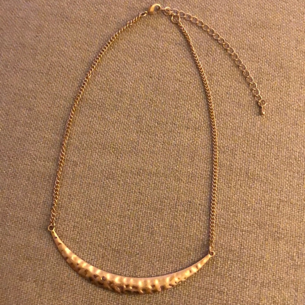 Soft gold curved bar necklace